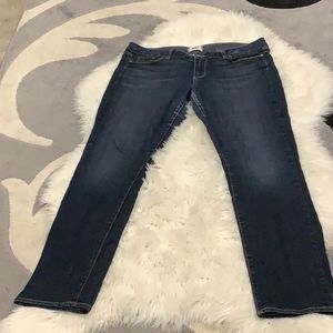 Paige jeans skyline straight size 34